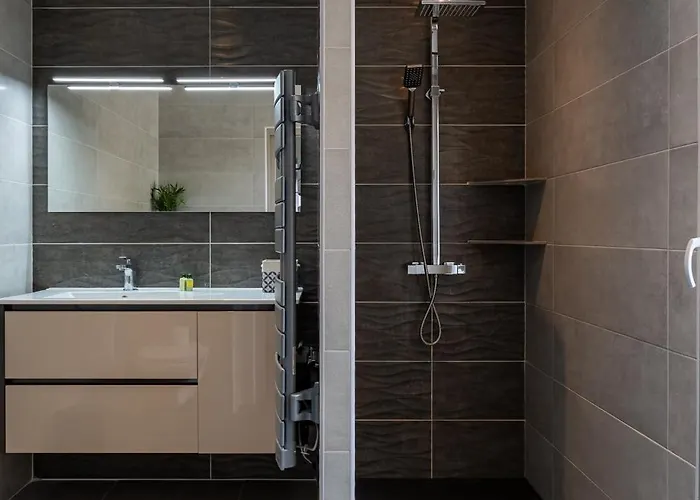 Willa Les Black&white *